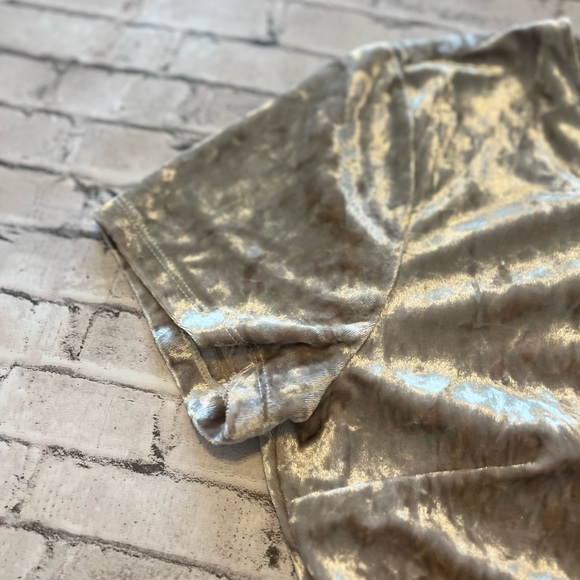 Love J Velvet Dress Size Medium - Picture 4 of 8